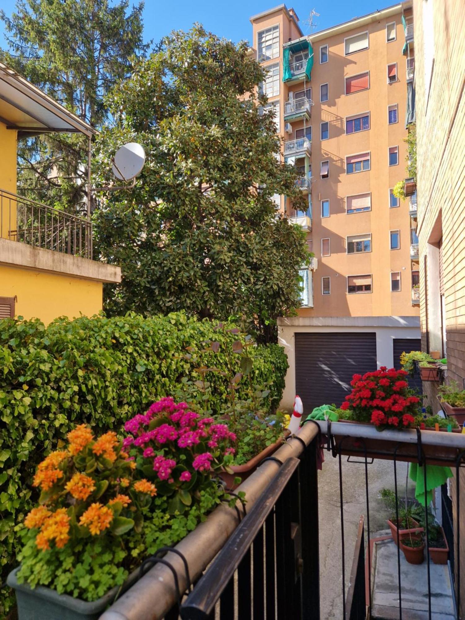 Studio Luna Apartments Milão Exterior foto